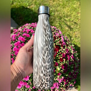 Contigo Stainless Steel Water Bottle / tumbler / beverage / insulated / cheetah